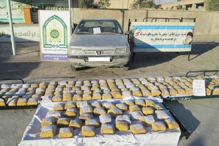 کشف حدود یک تن مواد مخدر در خراسان شمالی