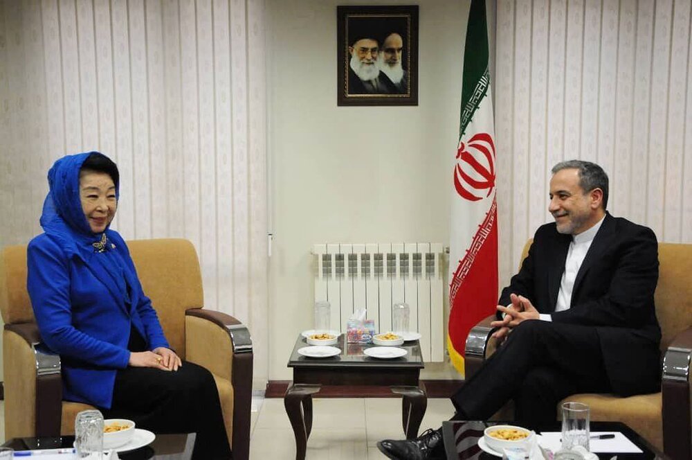 قربانیان تحریمهای آمریکا بیشتر از قربانیان بمباران اتمی آمریکا شدهاند