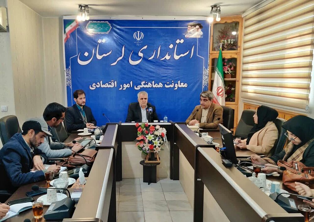 حضور ۳۷ بازرگان عراقی در نمایشگاه توانمندیهای صادرات/ فعال شدن بیش از ۱۷۰ واحد تولیدی لرستان