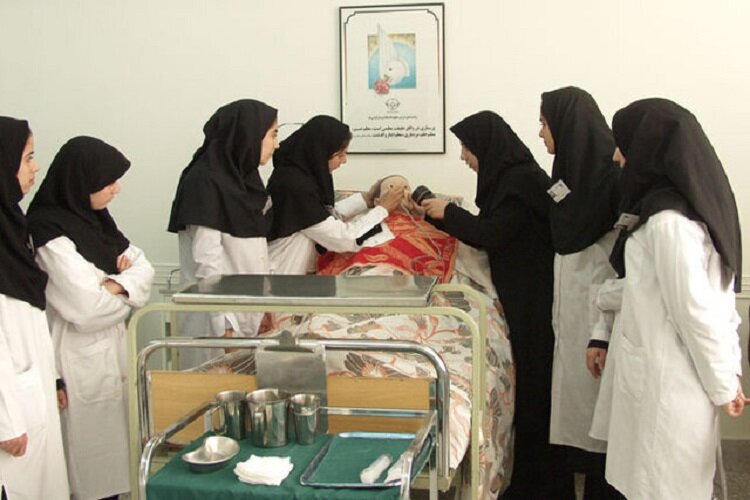 پذیرش ۱۴۳ دانشجوی ورودی بهمن در علوم پزشکی خراسان شمالی