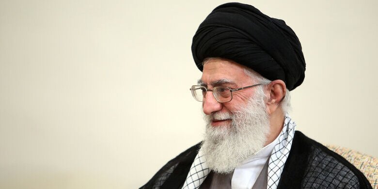 دیدار رئیسجمهور با رهبر انقلاب اسلامی در آستانه سفر به چین