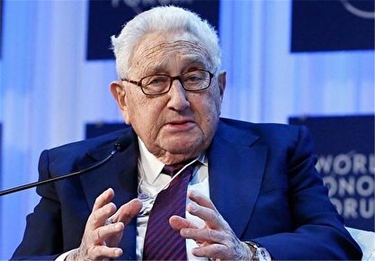 کیسینجر: توافق ایران و عربستان تغییری اساسی در اوضاع استراتژیک خاورمیانه است / سعودیها از طریق بازی آمریکا علیه چین در حال متعادل کردن امنیت خود هستند