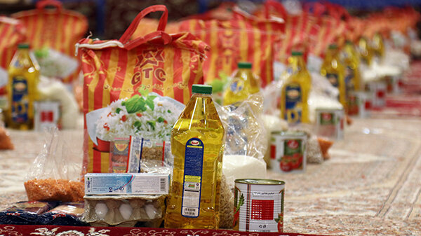 اجرای رزمایش همدلی و احسان با توزیع ۵۰۰۰ بسته معیشتی در خراسان شمالی