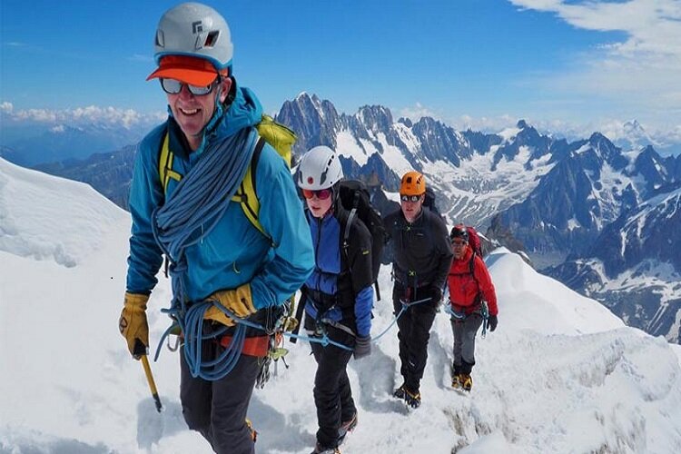 فعالیت ۷۰۰ باشگاه کوهنوردی در کشور