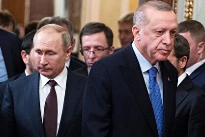 وال‌استریت‌ژورنال: اردوغان خواستار مذاکره بر سر ادامه صادرات غلات اوکراین از بنادر دریای سیاه است اما پوتین مخالف کرد / روسیه از اینکه ترکیه اعضای گروه شبه‌نظامی آزوف را به اوکراین بازگرداند و با پیوستن سوئد به ناتو موافقت کرد، خشمگین است
