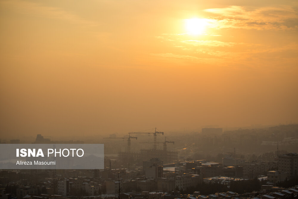 آلودگی هوا، ادارات خراسان شمالی را تعطیل کرد/ آماده‌باش مراکز درمانی برای مراجعه بیماران