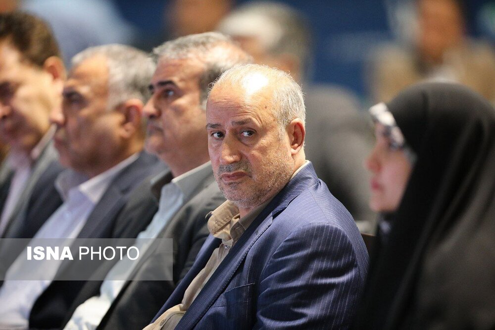 تاج: از نظر فیفا فقط نیروی انتظامی می‌تواند بازی را به تاخیر بیندازد/ ۱۶ باشگاه زیان‌ده داریم