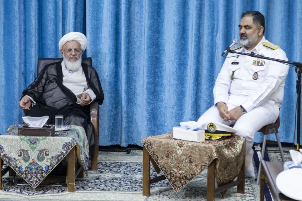 توانسته ایم پرچم نظام را در همه پهنای اقیانوسی گسترده کنیم توانسته ایم پرچم نظام را در همه پهنای اقیانوسی گسترده کنیم