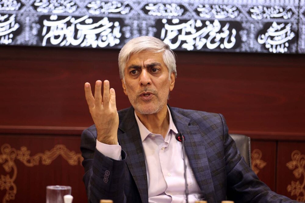 وعده هاشمی برای رفع مشکلات ورزشگاه آزادی/ واکنش به تعویق  انتخابات فدراسیون‌ها