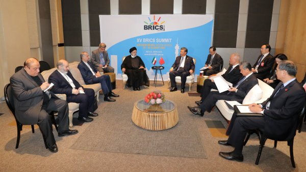 عضویت ایران در بریکس موجب تقویت رویکرد مخالفت با یکجانبه گرایی آمریکا می شود
