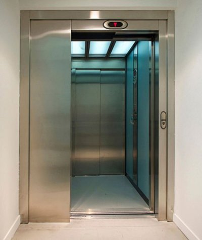 پلمب ۶ دستگاه آسانسور عمومی در بجنورد