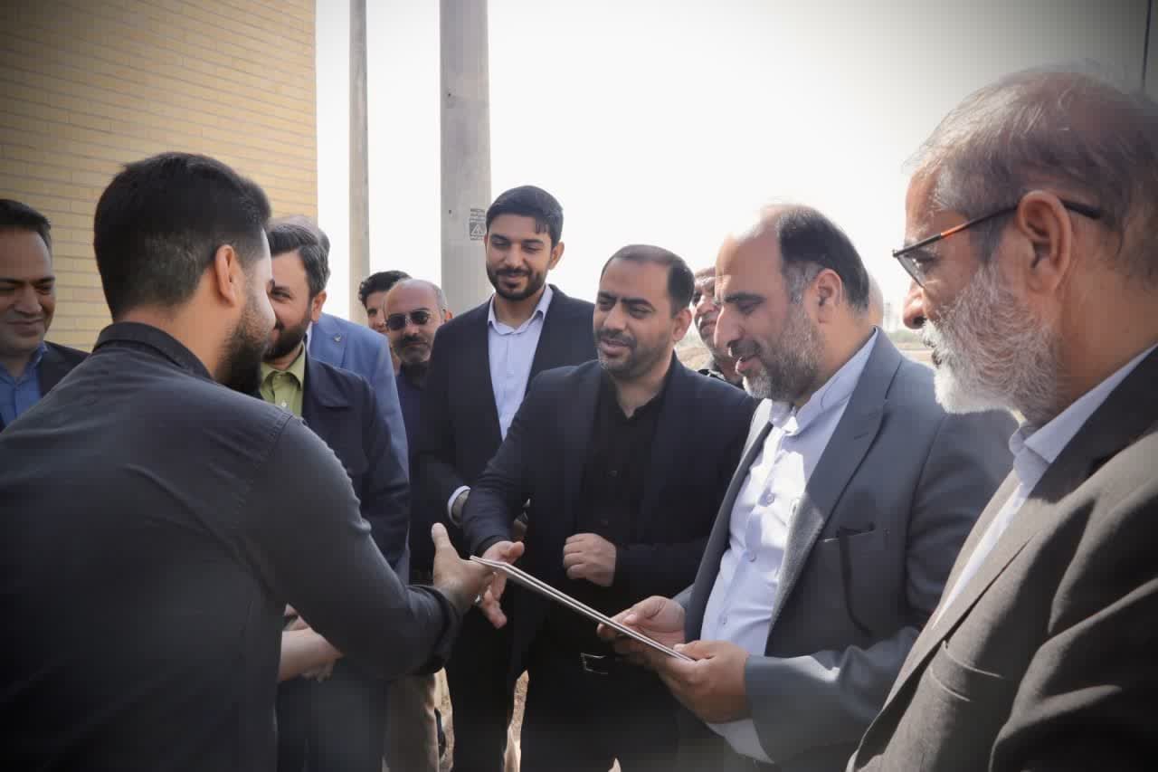 تحویل ۷۵ واحد مسکونی به مردم زارچ