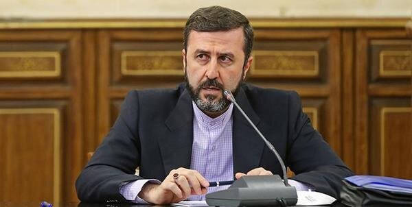 جایزه صلح نوبل نسبتی با ارتقای برادری میان ملت‌ها و حفظ و ارتقای صلح ندارد