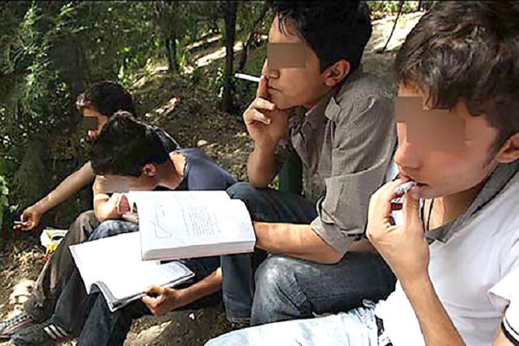 اعتیاد دانش آموزی؛ سایهای شوم بر دوران نوجوانی