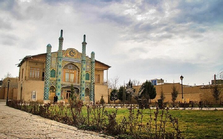 اختصاص نیافتن اعتبارهای سفر رئیس جمهوری برای تملک حریم آثار تاریخی