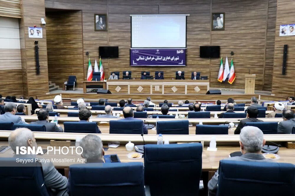 دهه ۹۰ تلخ‌ترین دهه اقتصادی کشور بود/ رشد ۳.۷ درصدی بهره‌وری در دو سال گذشته