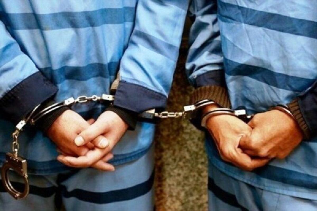 دستبند پلیس اسفراین بر دستان ۲ سارق سابقه دار با ۱۵ فقره انواع سرقت