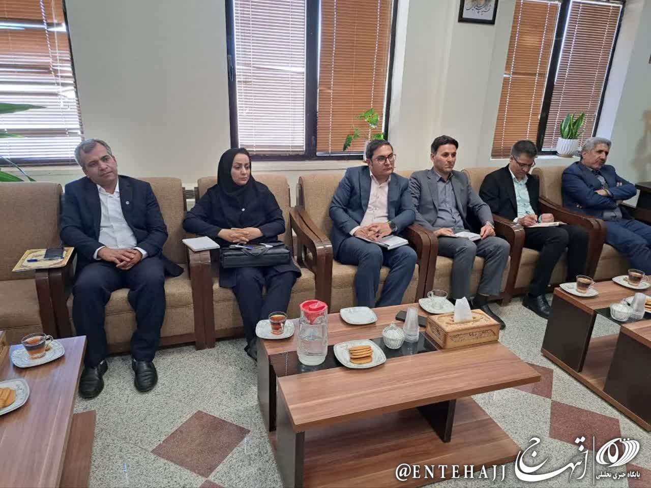 برگزاری نشست بررسی طرحهای توسعه ارتباطی در شهرستان خاتم برگزاری نشست بررسی طرحهای توسعه ارتباطی در شهرستان خاتم