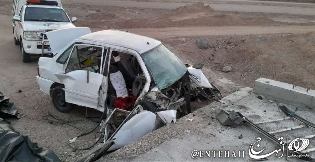 برخورد پراید با پل سیمانی جاده خرانق سه کشته گرفت