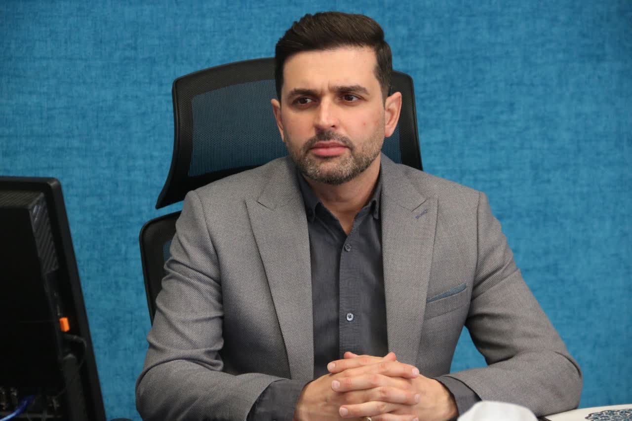 فریادرس‌های خاموش؛ نخبگانی که فقط در روز مبادا دیده می‌شوند